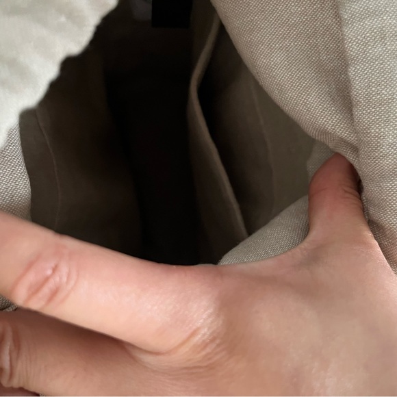 AAKS Tia Raffia Bucket bag - Picture 7 of 8